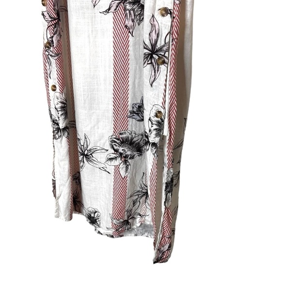 Linen Lux Women's Floral Linen Dress with Side Slits - Picture 3 of 9